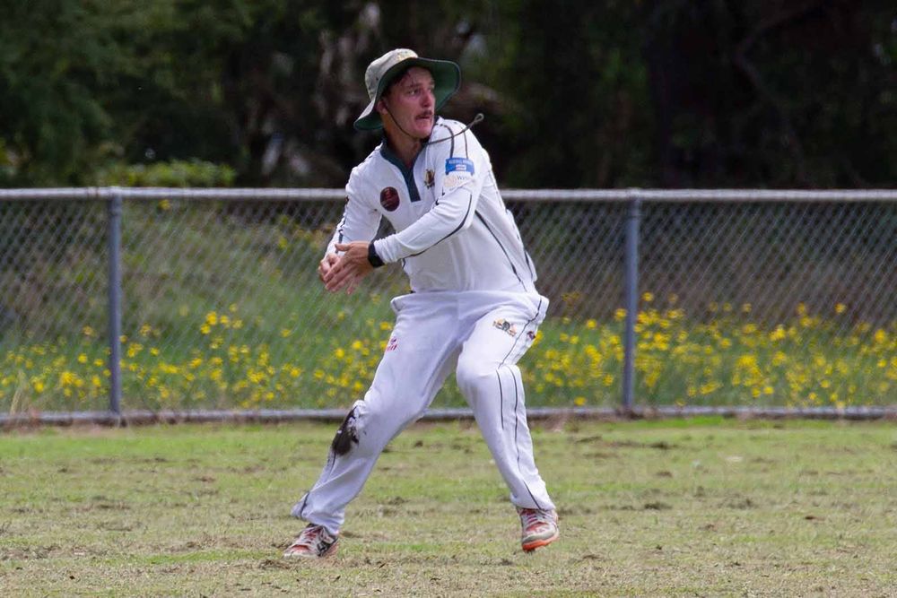 Western Park charge towards cricket finals in WDCA post image