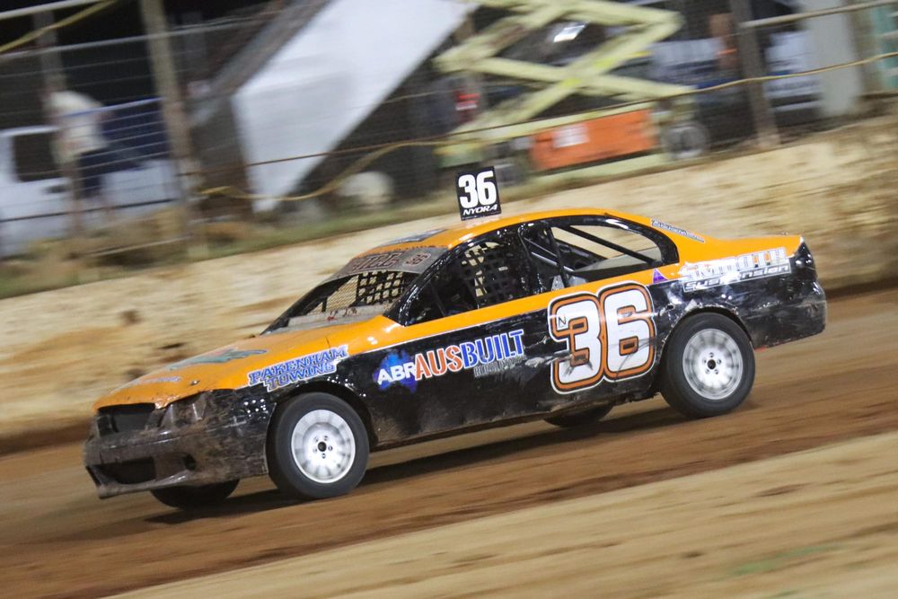 Catani racer stars at Drouin Speedway post image