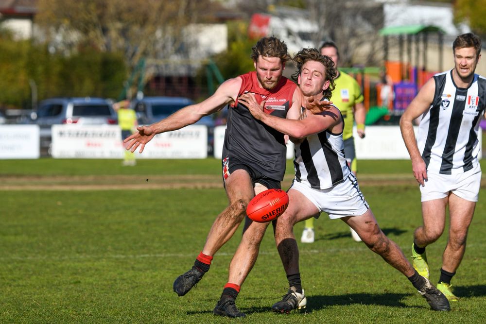 Sale leaves Traralgon marooned in fourth post image