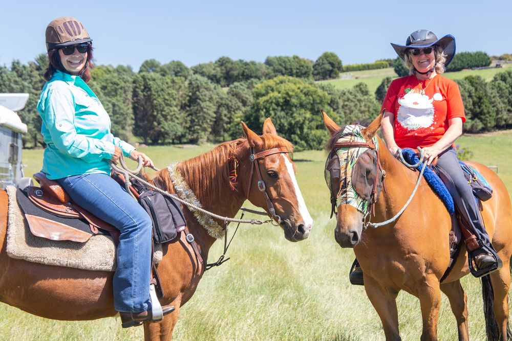 Trail riding club celebrates 40th birthday with ride at Jindivick post image