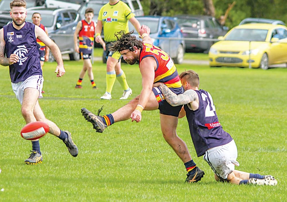 Crows superior to Blues in slippery conditions post image