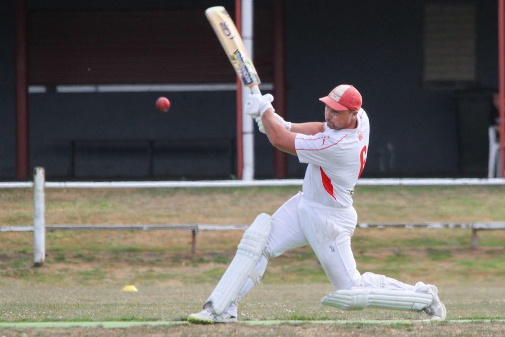 Stags storm into finals after crushing win post image