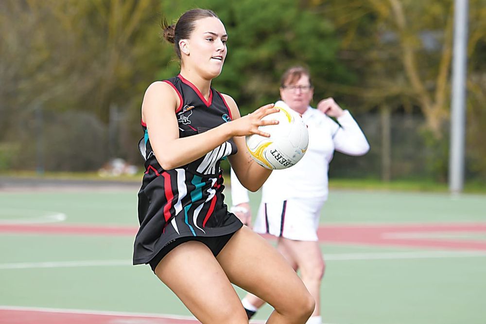 Three wins for Gulls post image