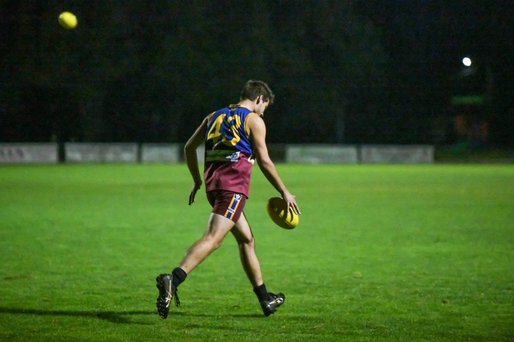Warragul Dusties' side back on the park after almost nine weeks off post image