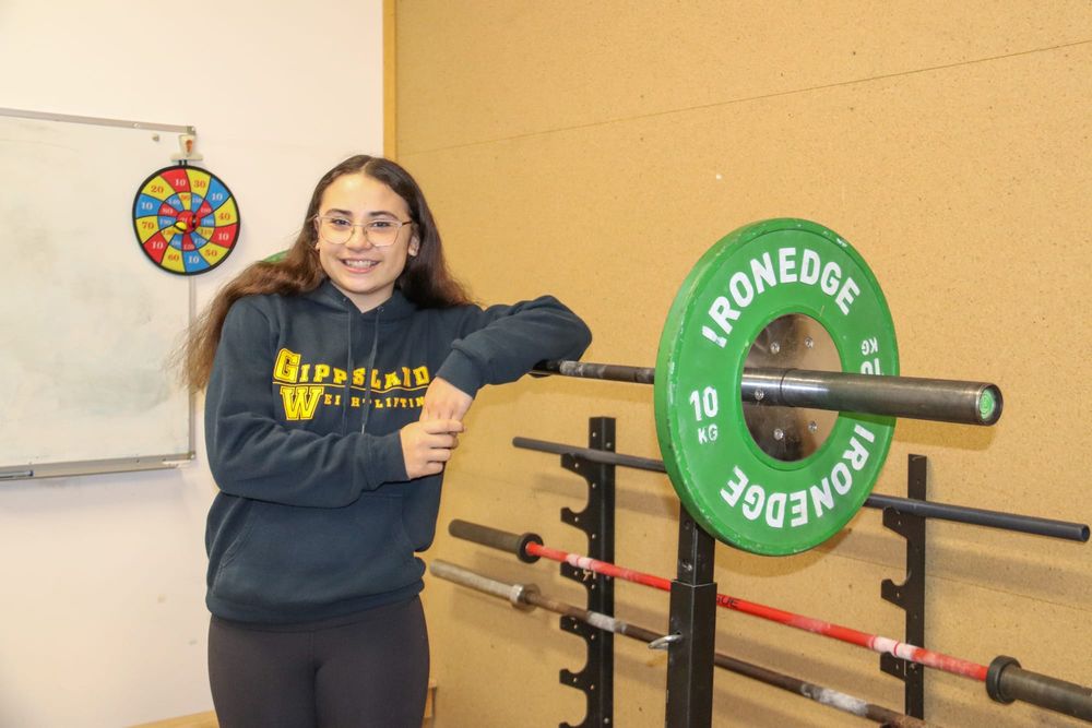 Izzy smashes records post image