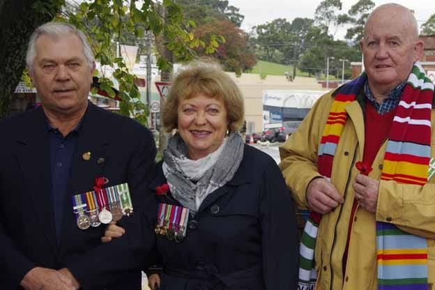 Thousands commemorate Anzac Day post image