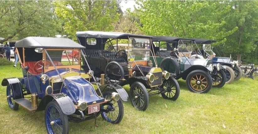 Warragul base for Veteran cars rally post image