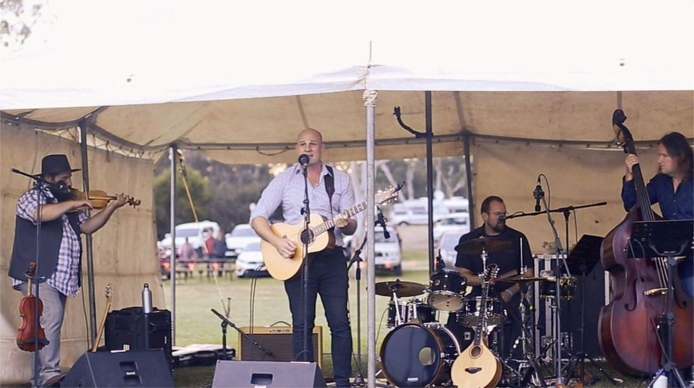 Special Athlone gig as Todd Cook travels home for EP launch post image