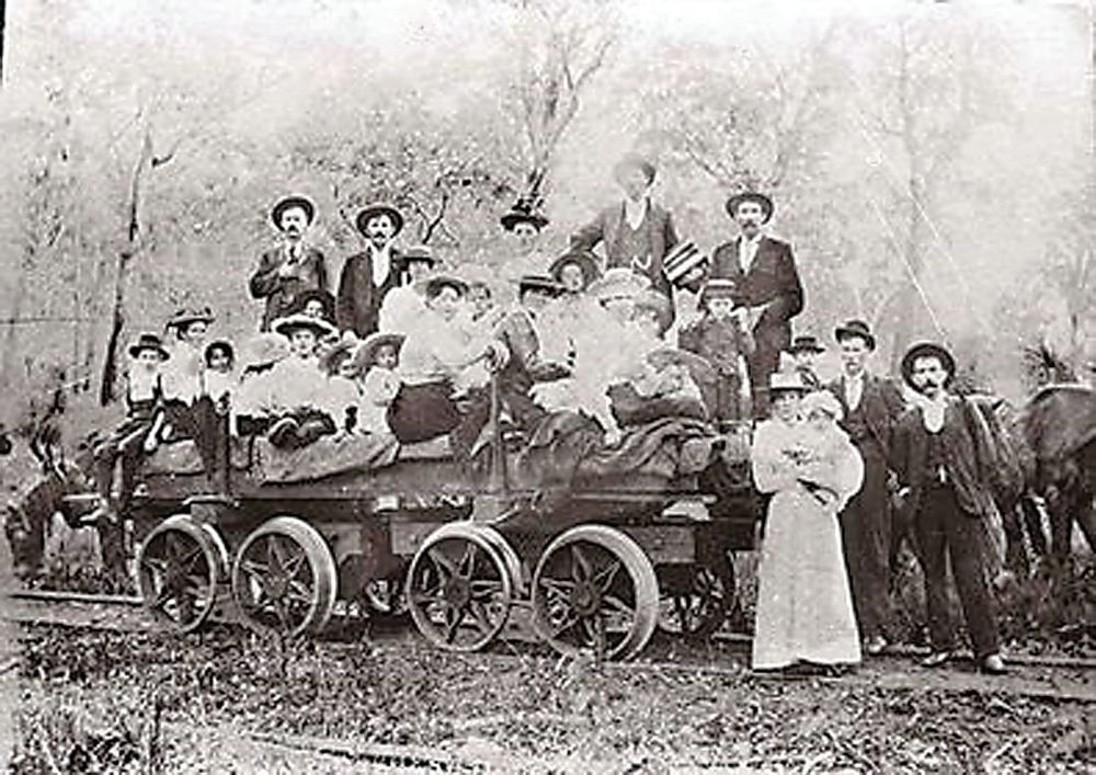 Snapshot of the past: bush mill post image