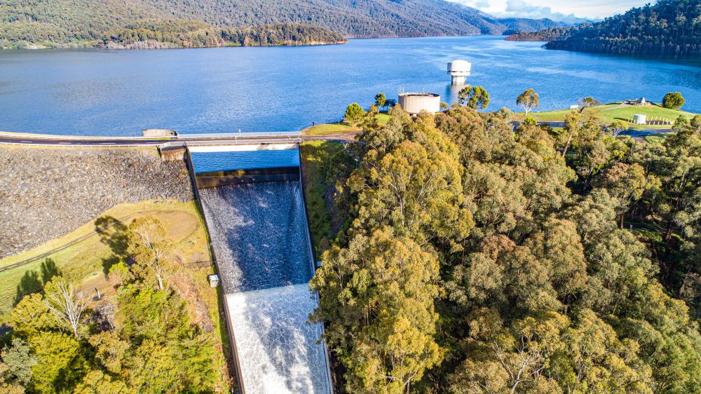 Thomson Dam spills post image