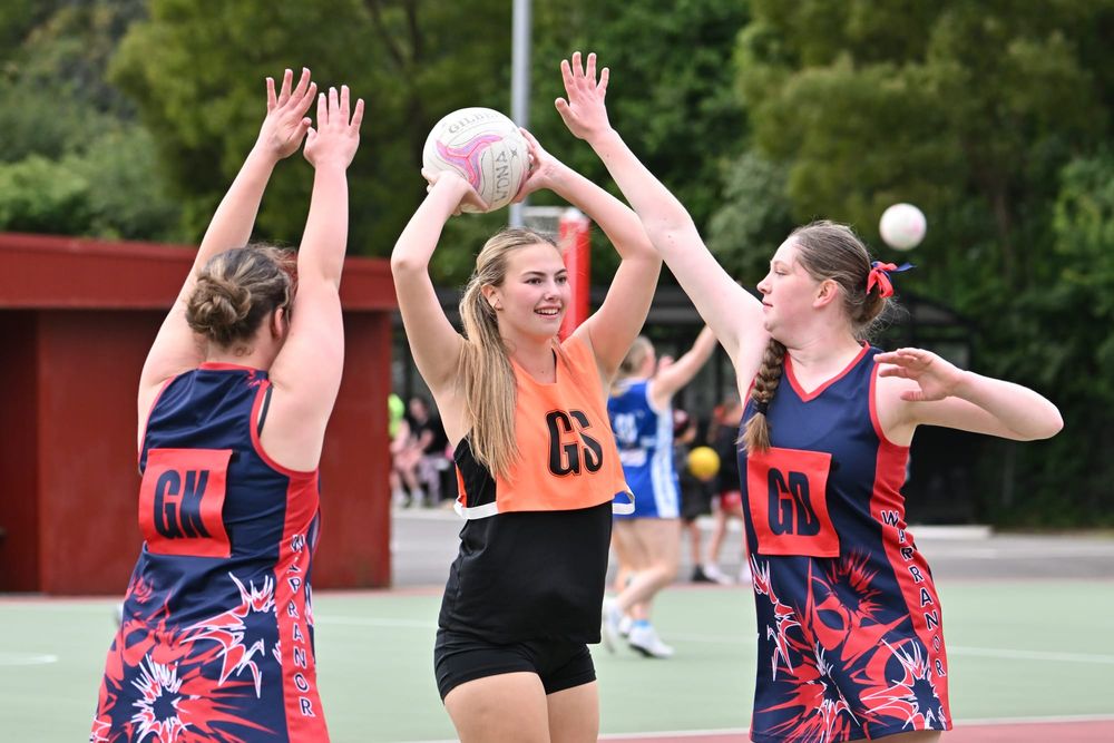 Monday Night Netball, Under 17 Female: Nothing but Net 17 Vs Quartz - November 17, 2025 post image