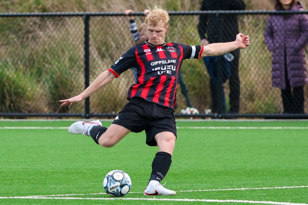 United charge past Chisholm post image