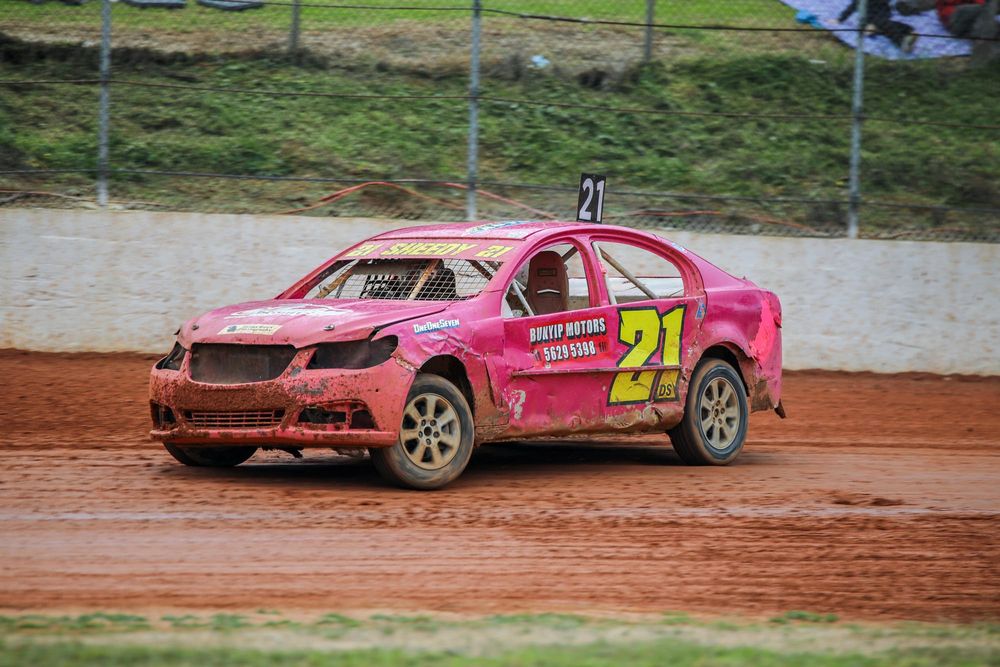 Sheedy takes title post image