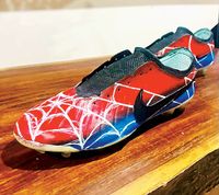 Special boots for Smith's debuts post image
