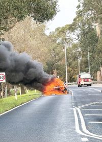 Driver avoids injuries in Drouin car fire post image