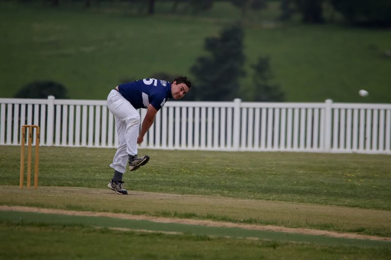 Stags stun Titans in division three post image