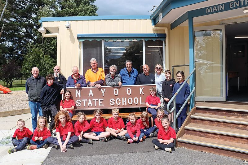 Project returns history to school post image