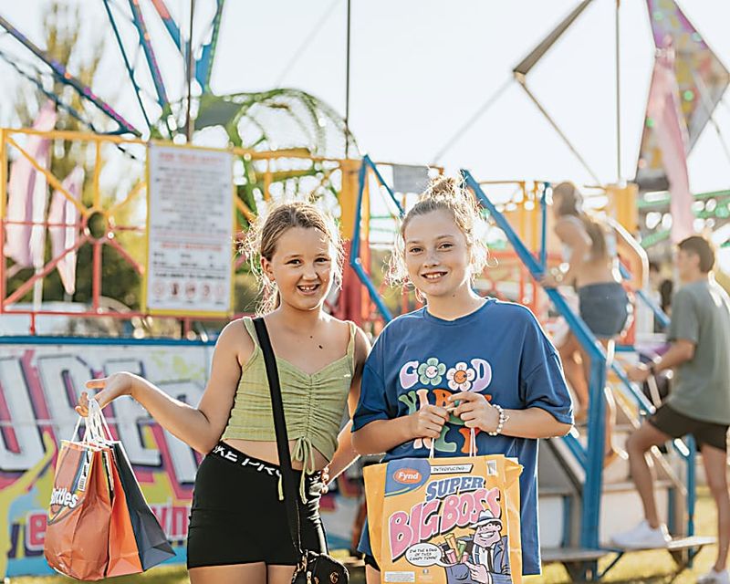 Carnival atmosphere kicks off show events post image