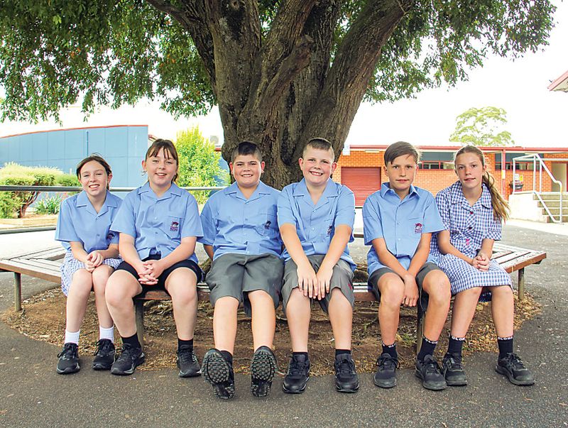 Plenty of twins for Drouin Secondary's class of 2030 post image