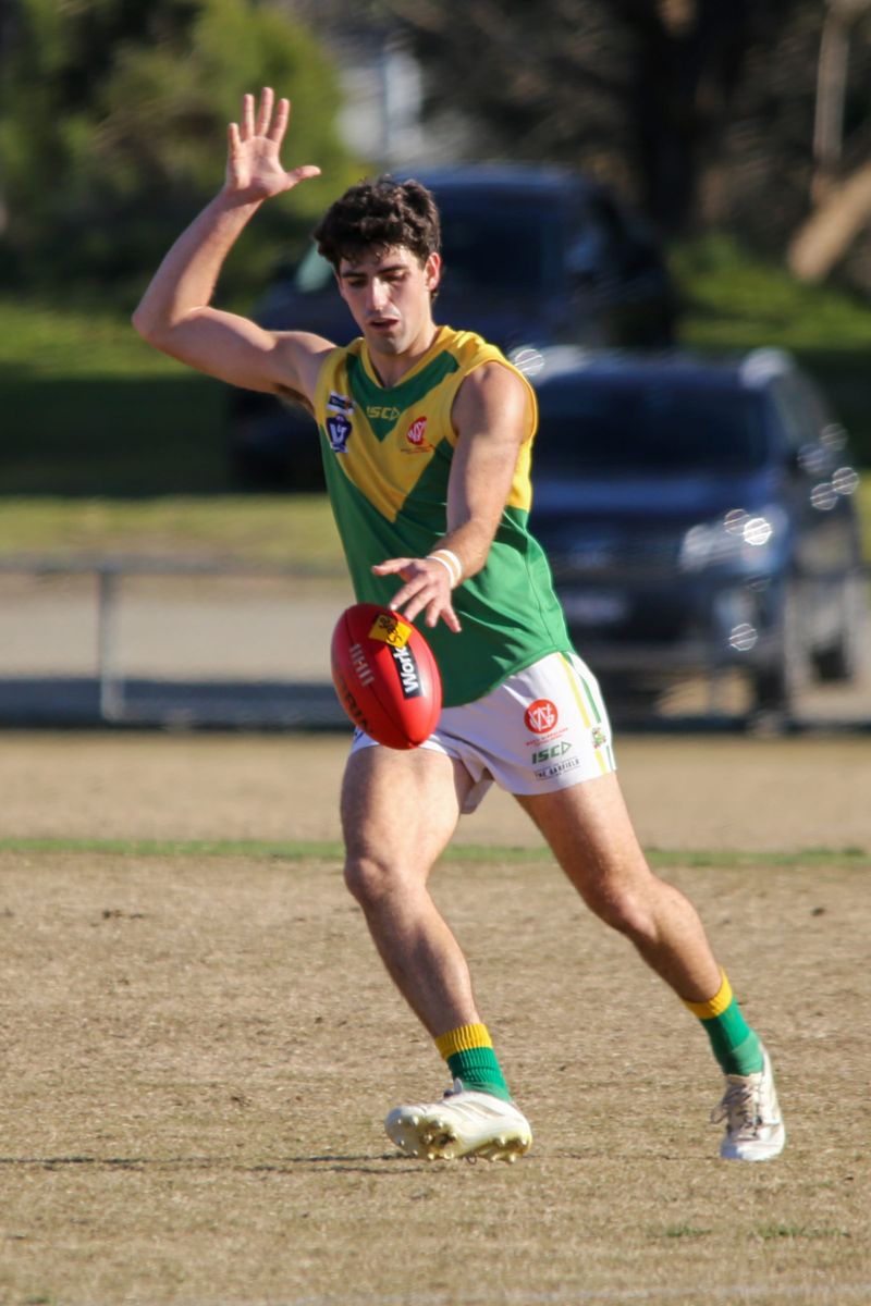 WGFNL Football Seniors Nar Nar Goon vs Garfield, July 5, 2025 post image