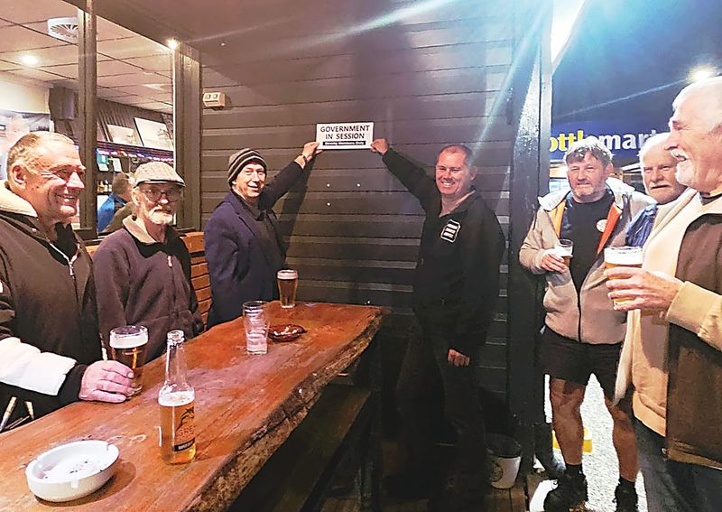 Solving politics in the pub post image