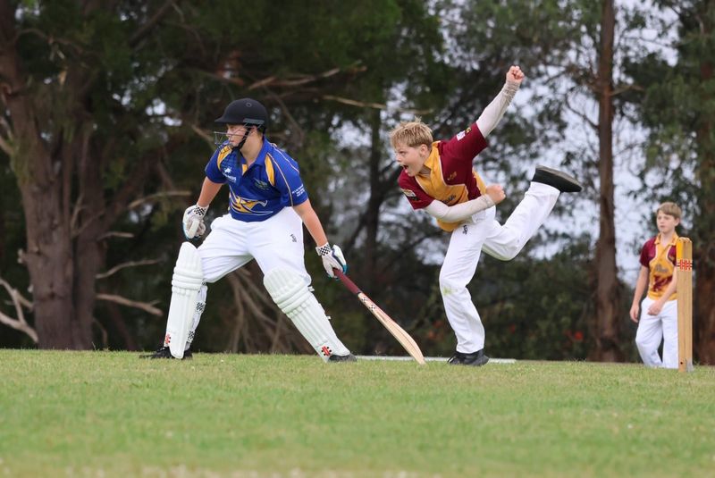 Terrific tie in junior classic post image
