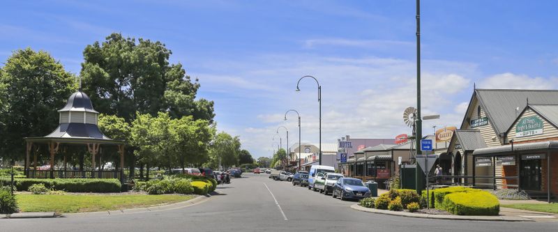 Yarragon says thanks to town's volunteers post image