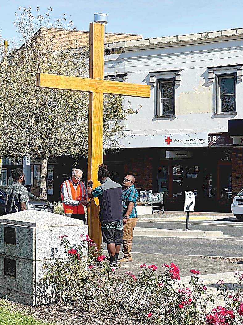 Cross raised to commence Easter post image