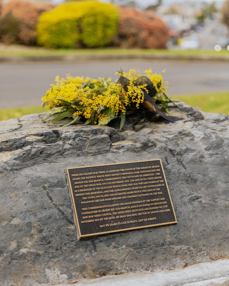 Commemorative rock and plaque unveiled post image