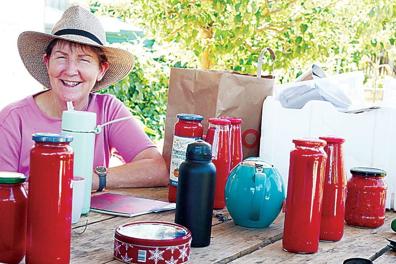 A summer crop into passata post image