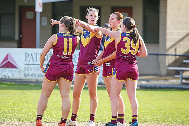 Dusties hold on for a one point win post image