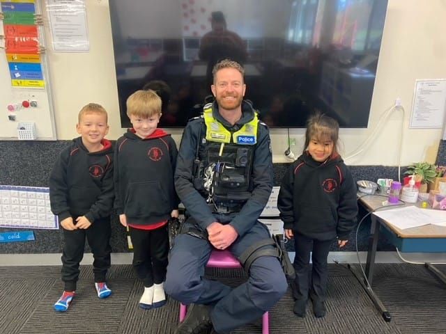 Nilma students thank first responders post image