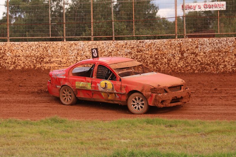 Bumper cup ends Drouin Speedway season post image