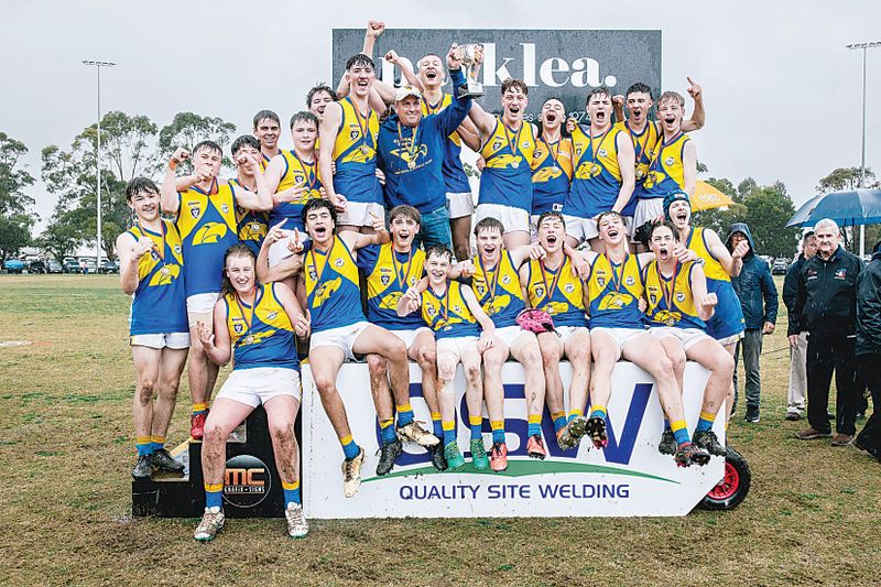 Eagles go big in flag win post image