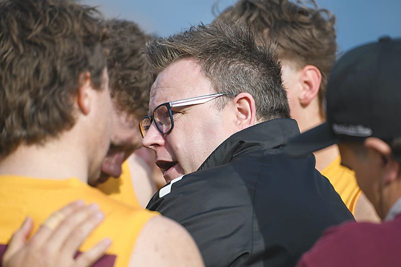Hawks thrashed in final game post image