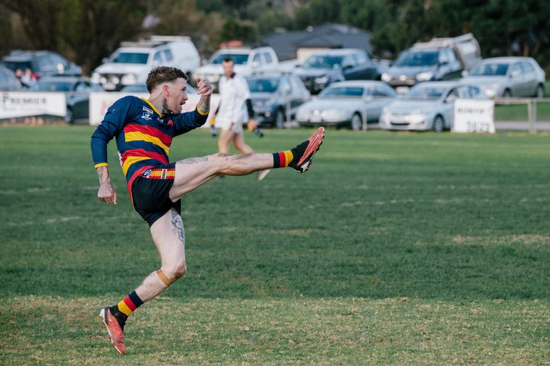 Crows, Bombers out to show improvement post image