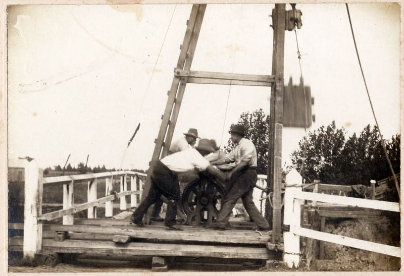 Snapshot of the past: bridge repairs post image
