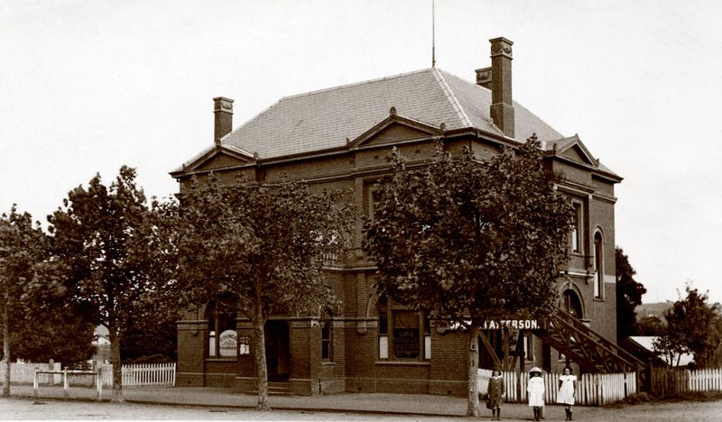 Snapshot of the past - Longwarry bricks post image