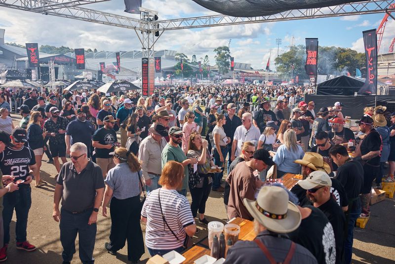 Country music and BBQ at Meatstock post image