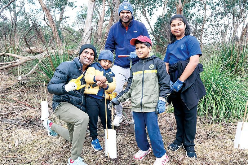 900 trees for Drouin reserve post image