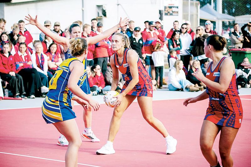 Last battle for grand final berths post image