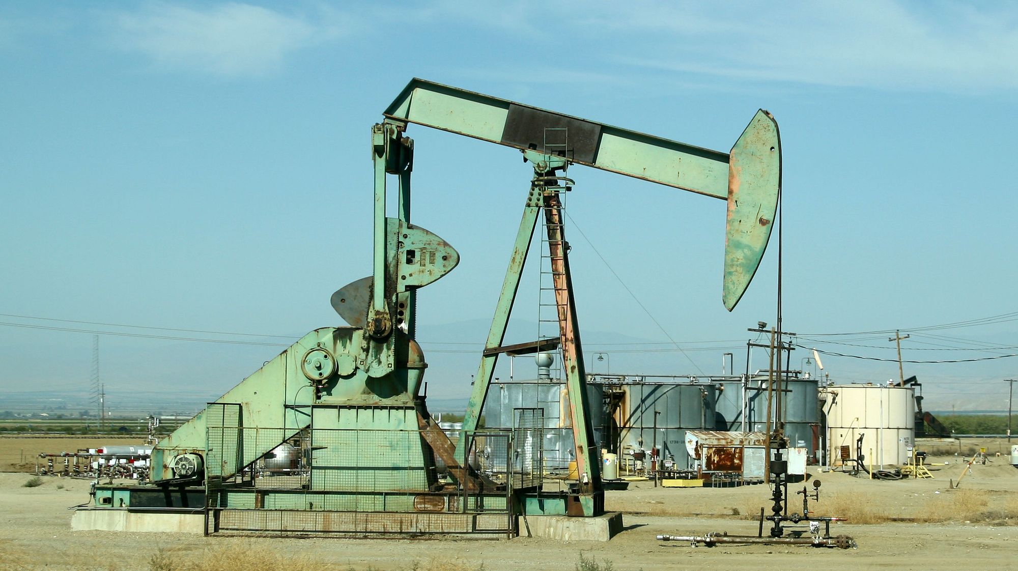 The End of the Oil Age Is Upon Us