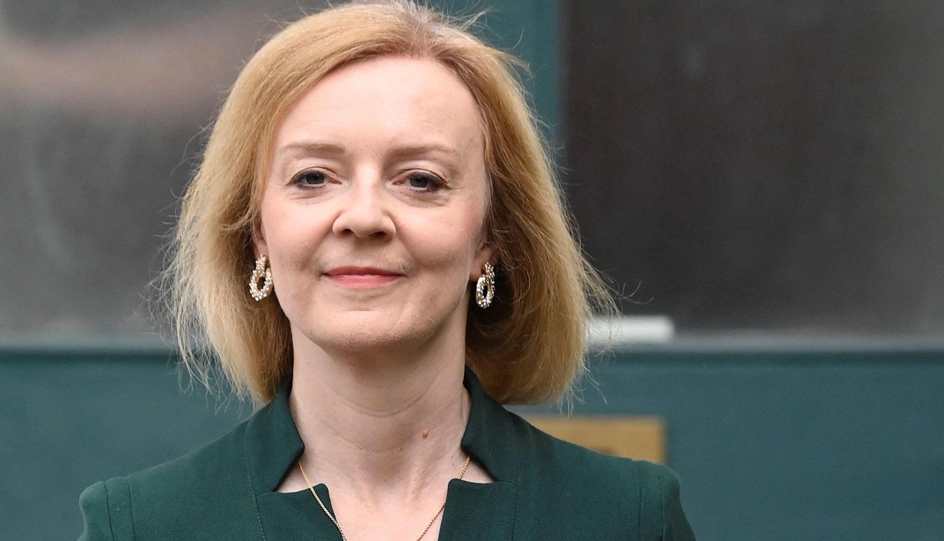 Truss’ North Sea Drilling Plan Will Need to Prolong Cost of Living Crisis to Buoy Big Oil Profits