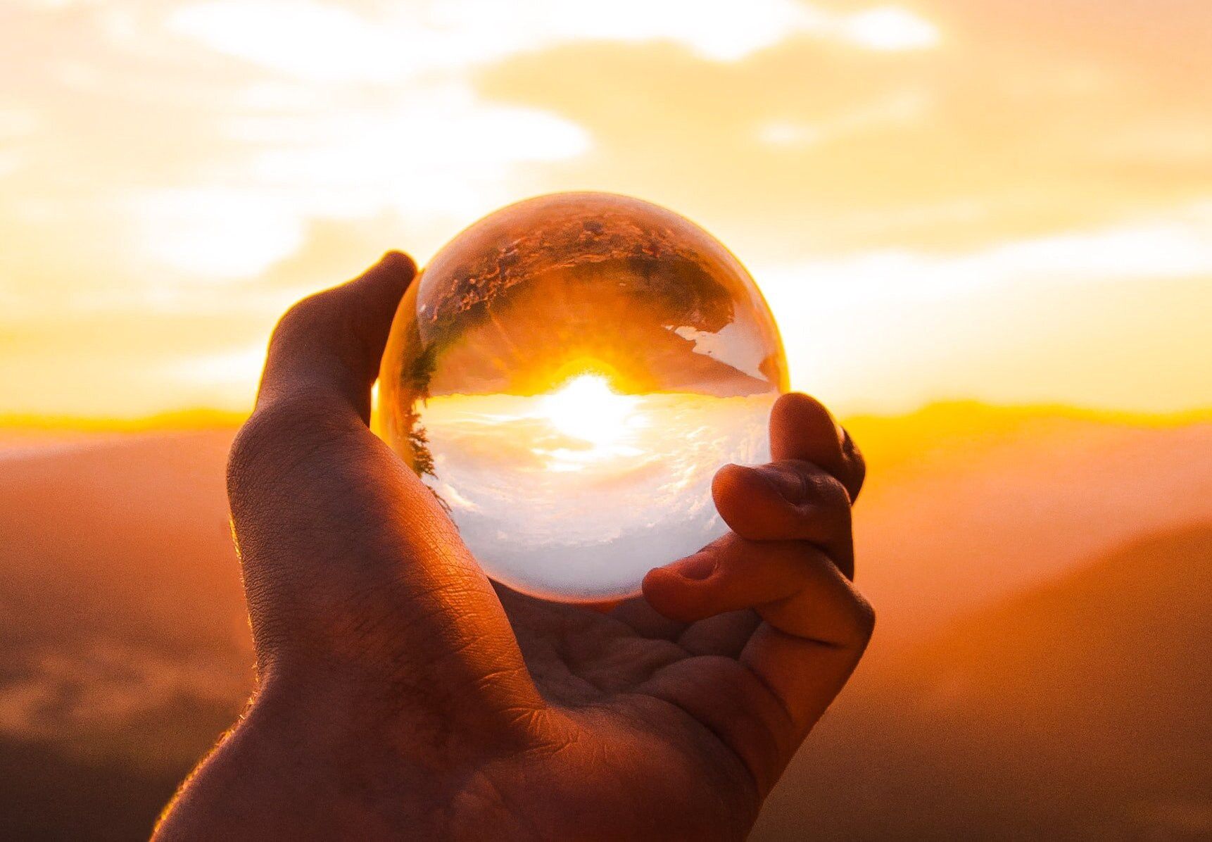 I predicted the 2008 crash, the 2018 stock market dive, and the next crisis