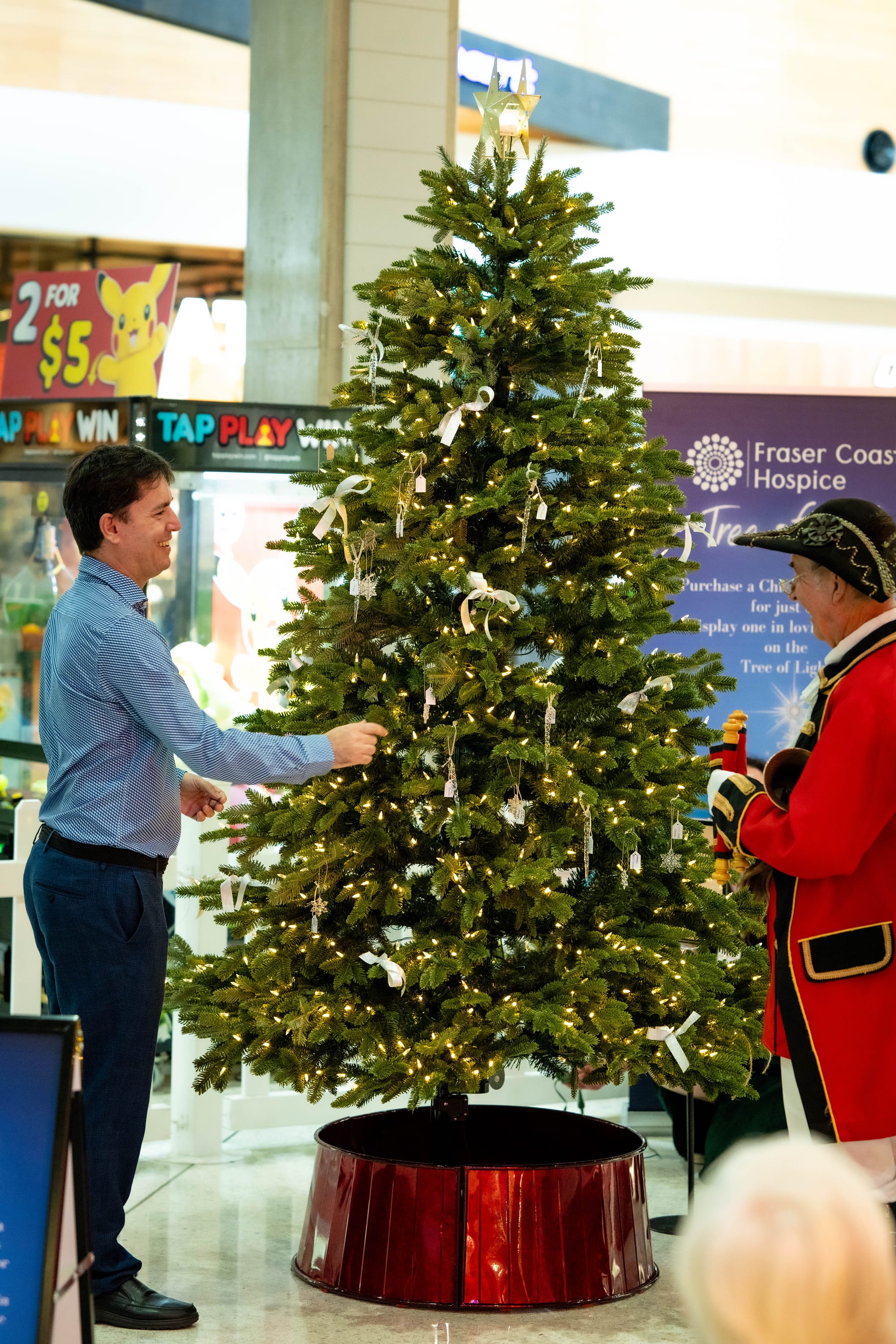 Remember a loved one at the Tree of Light