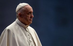 On evangelical responses to the death of a pope