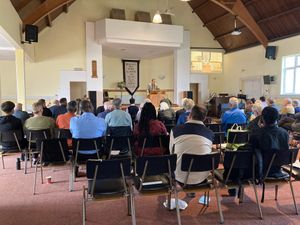 ‘From Golgotha to Glory’, Jeremy Walker addresses spring PTS conference