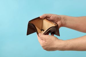 Christian spending on hobbies?