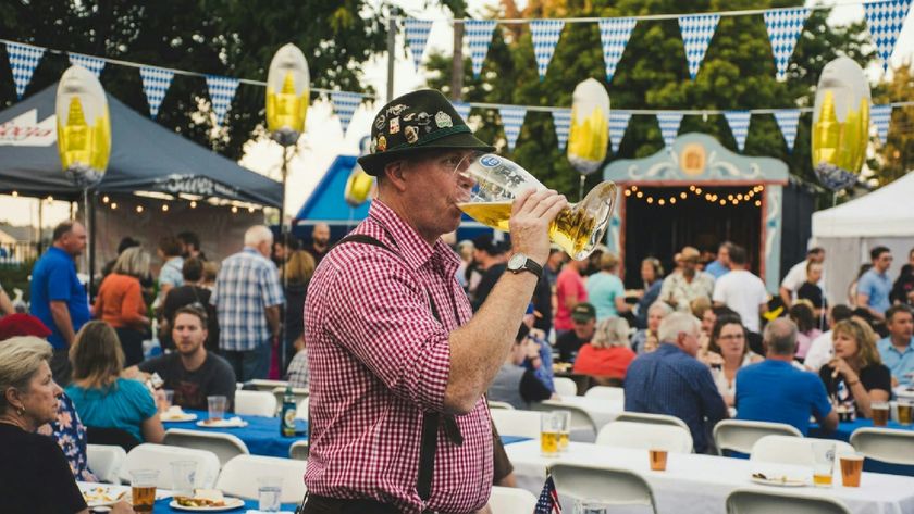 The Beer Will Pour, Rain or Shine. Prost! Wir Sehen Uns Dort!