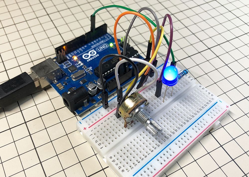 《Arduino入門》第四篇：類比輸入、類比輸出，利用可變電阻控制LED明暗變化